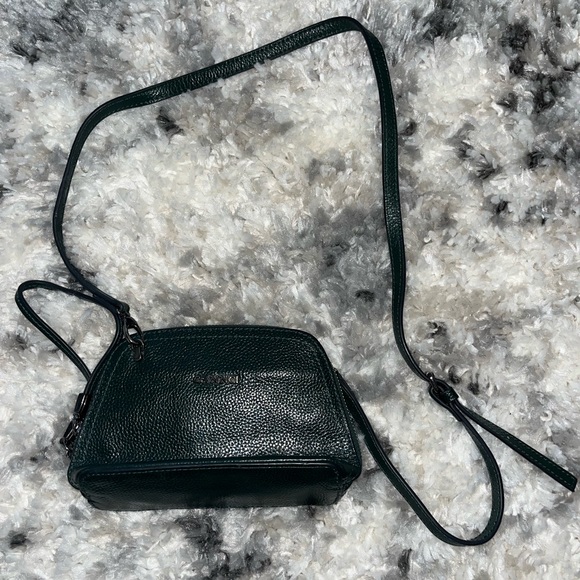Cannci Green Bag - Picture 1 of 3